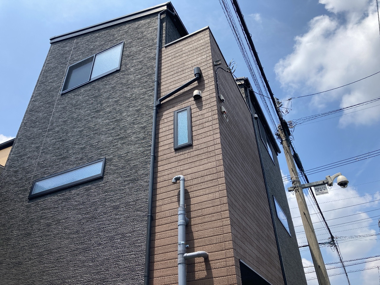 東京都江戸川区松島の3階建て住宅です